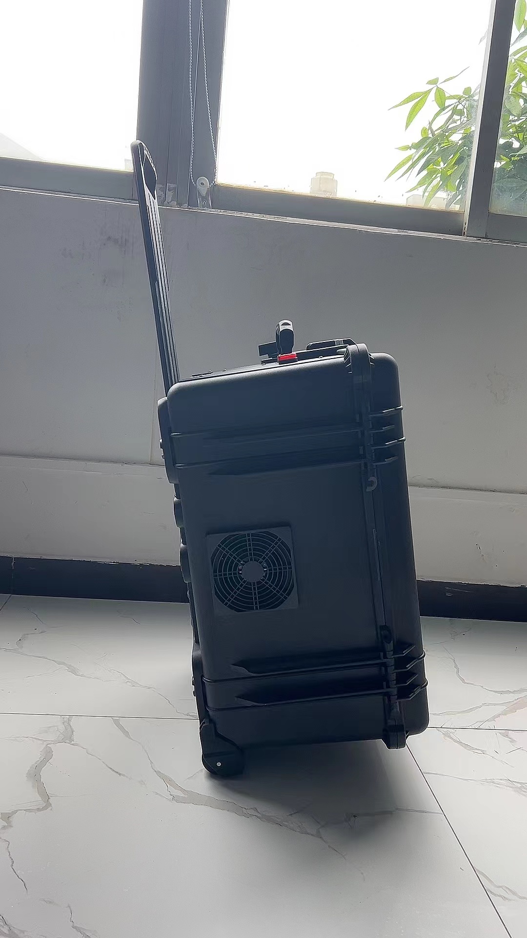 迪庆手拉箱型移动通信干扰器